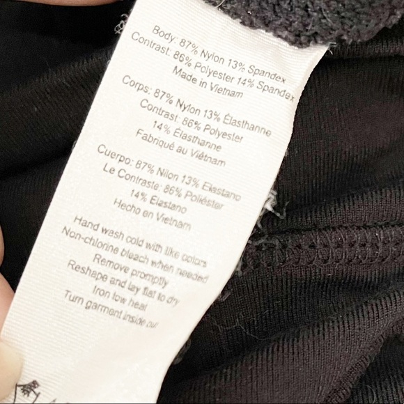 ALO Black Mesh Leggings - Picture 5 of 7